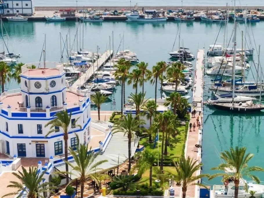 Estepona Puerto Ideal Location 0*,  Spain