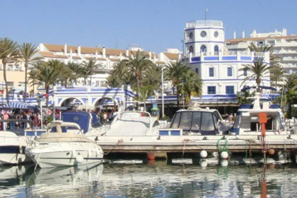 Apartment Estepona Puerto Ideal Location