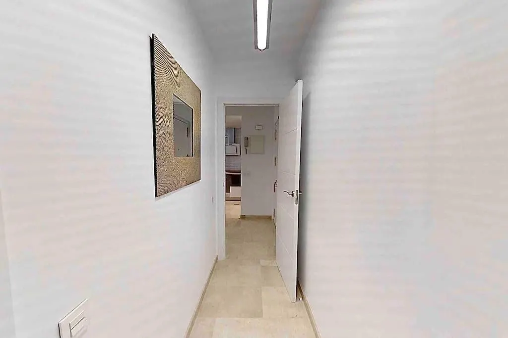 Estepona Puerto Ideal Location